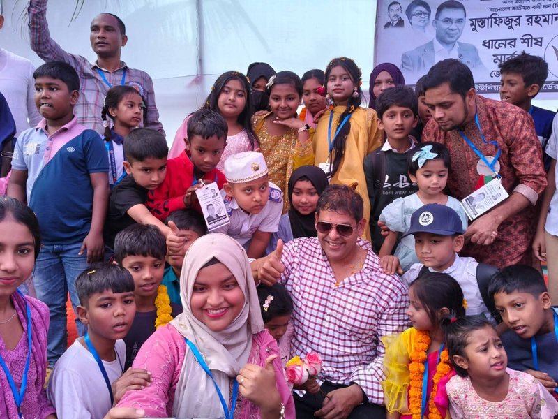 কায়েতপাড়ায় ধানের শীষের গণসংযোগে