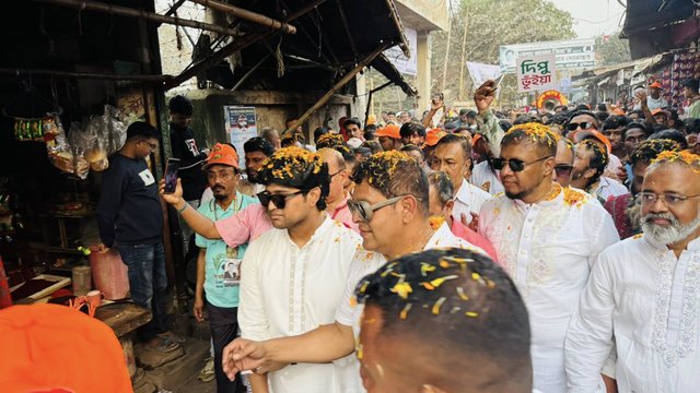 চনপাড়ায় নির্বাচনী গণসংযোগ